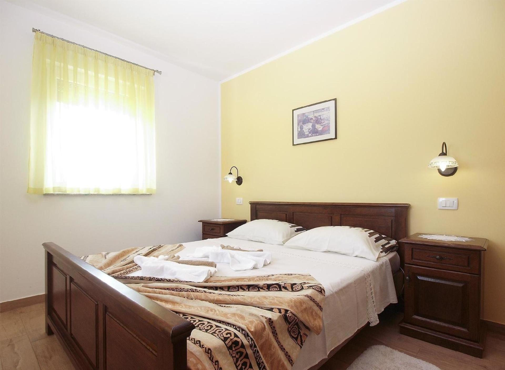 Vikendica Mit Privatpool Fuer 6 Personen Ca 70 Qm In Pula, Istrien Istrische Riviera *