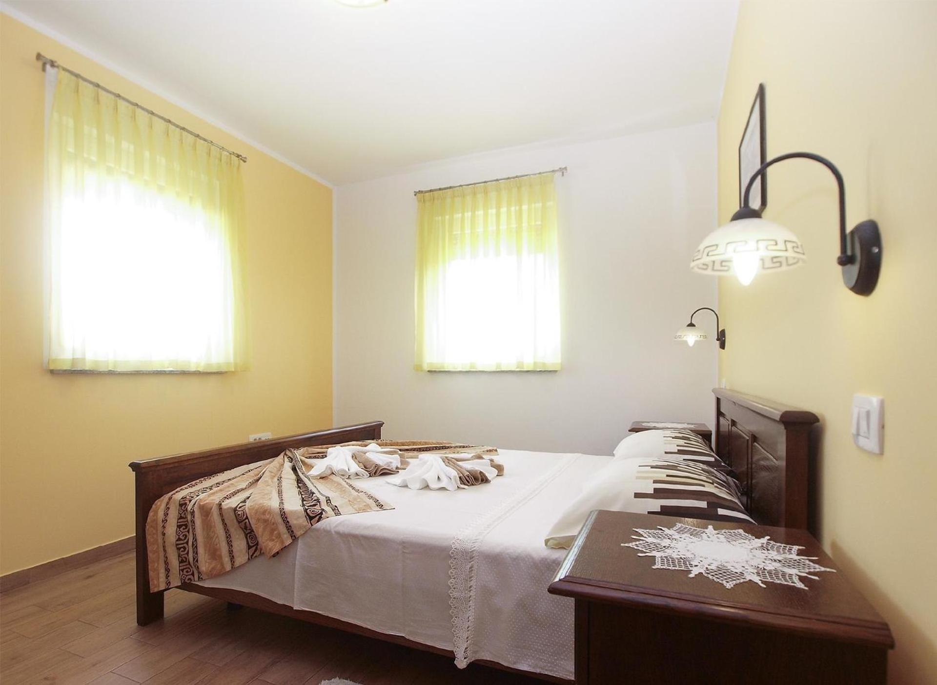 Mit Privatpool Fuer 6 Personen Ca 70 Qm In Pula, Istrien Istrische Riviera * Pula